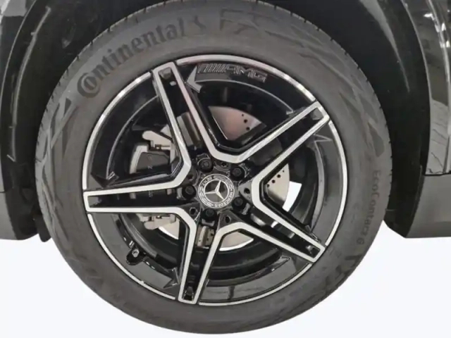 Mercedes Gla 200 d amg line — photo 9