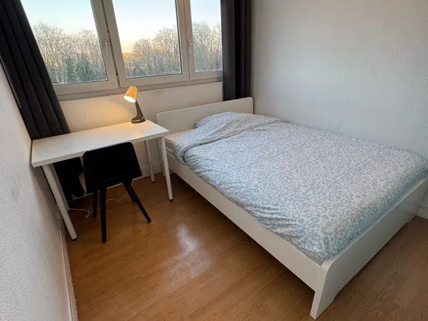Colocation Evry - Chambre privée