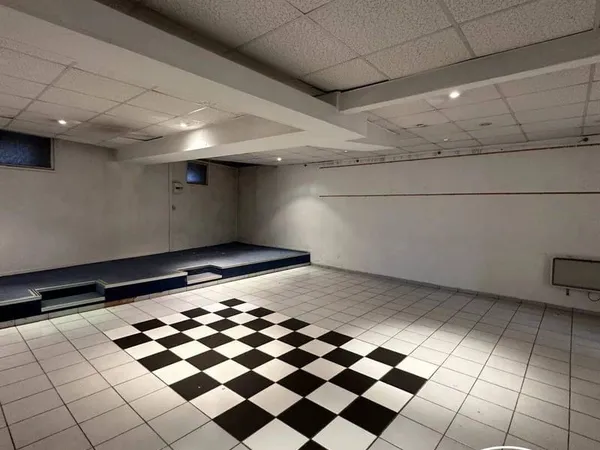 Bureaux 102 m²