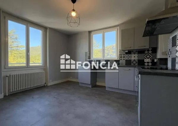 Appartement 3 pièces 86 m²