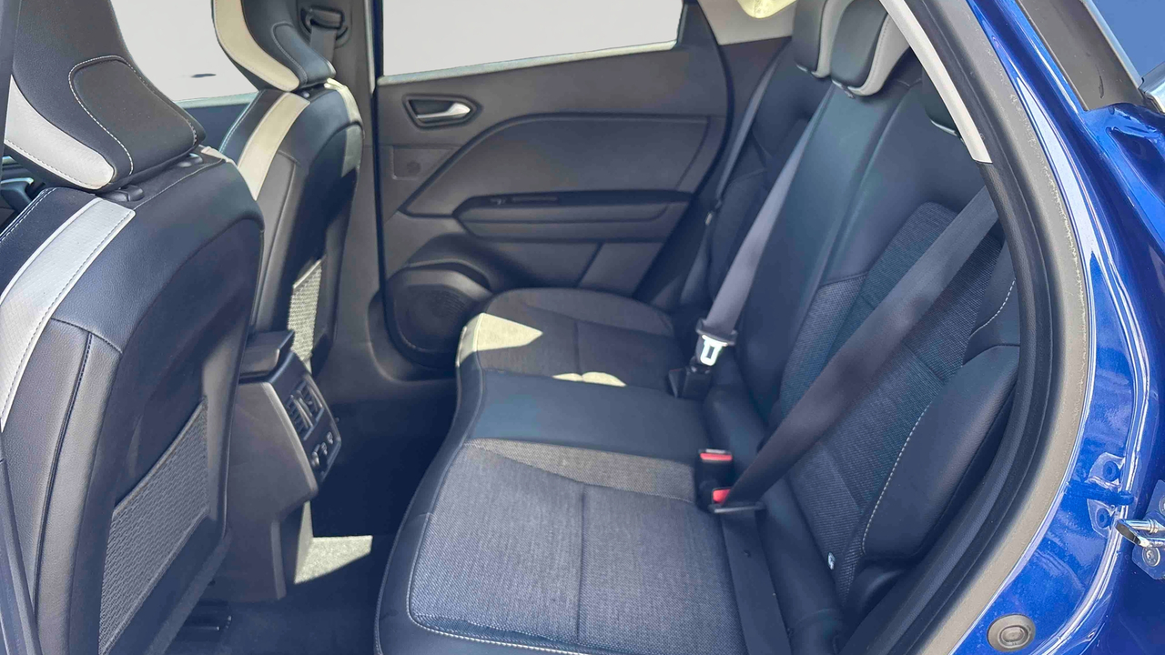 Renault Captur Blue dCi 115 EDC — photo 12