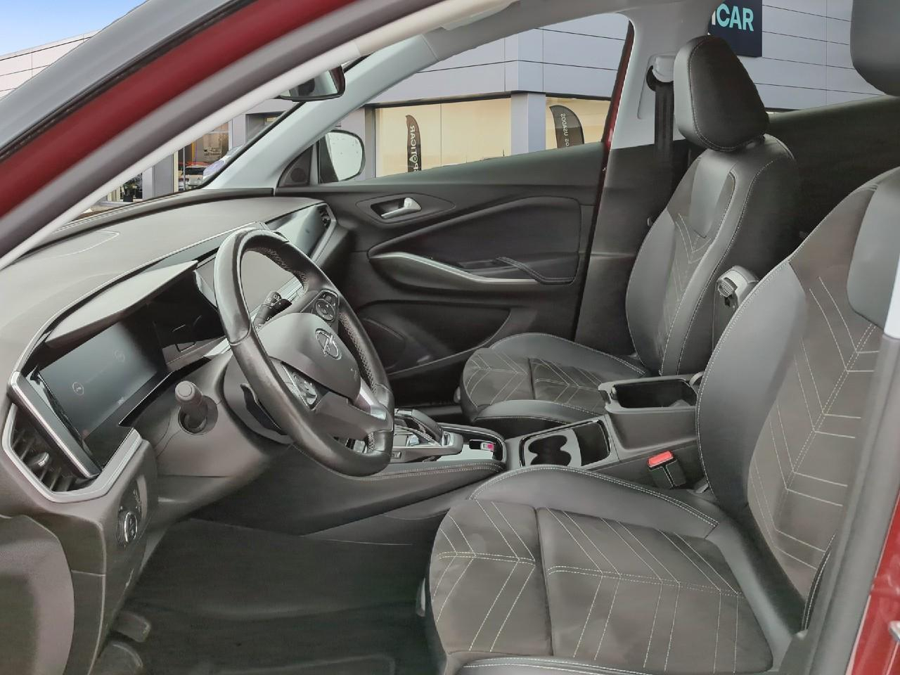 Opel Grandland 1.2 turbo 130 ch bva8 ultimate — photo 9