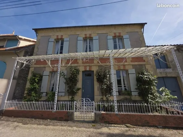 Propriété 4 pièces 150 m²