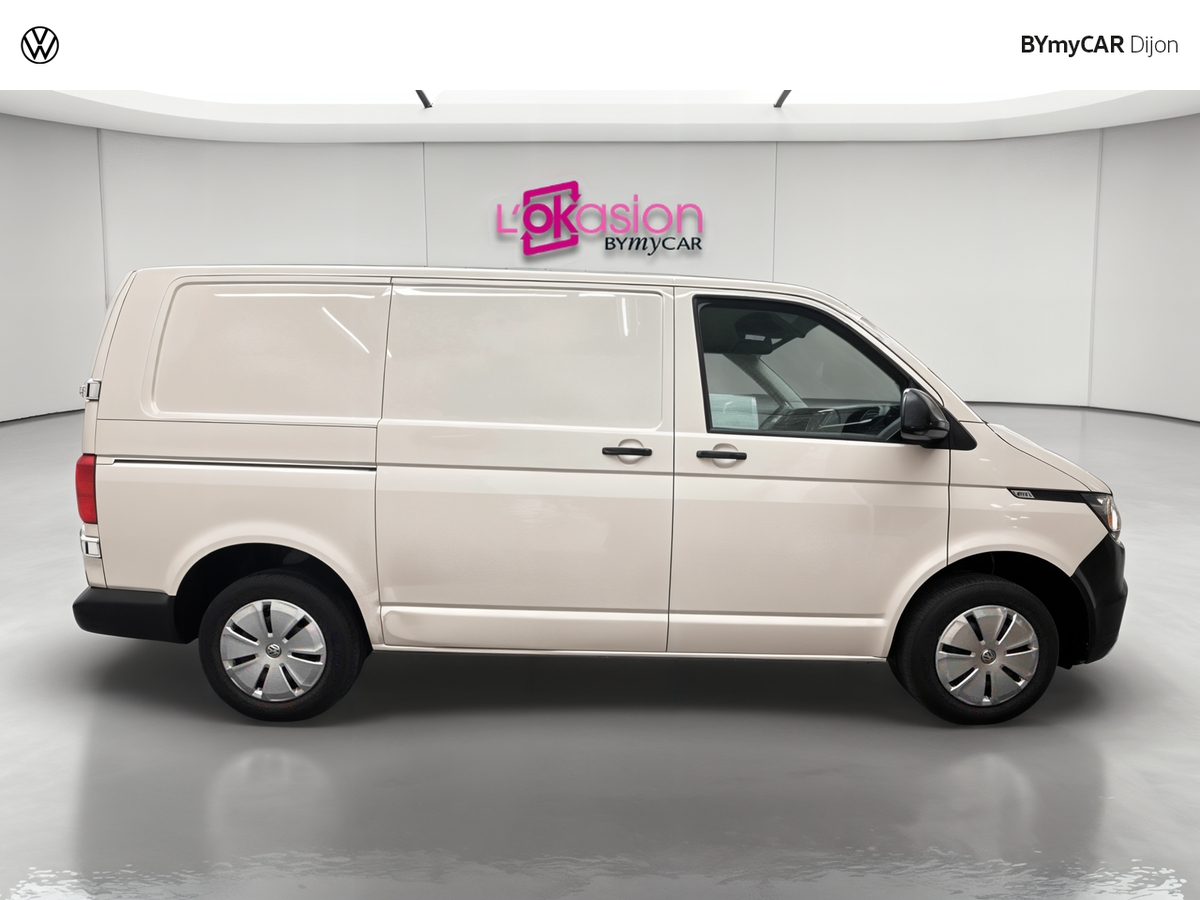 Volkswagen Utilitaires TRANSPORTER 6.1 VAN L1H1 2.0 TDI 110 BVM5 — photo 6
