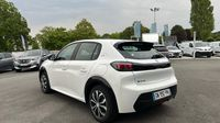 Peugeot 208 e-208 136ch Like — photo 7