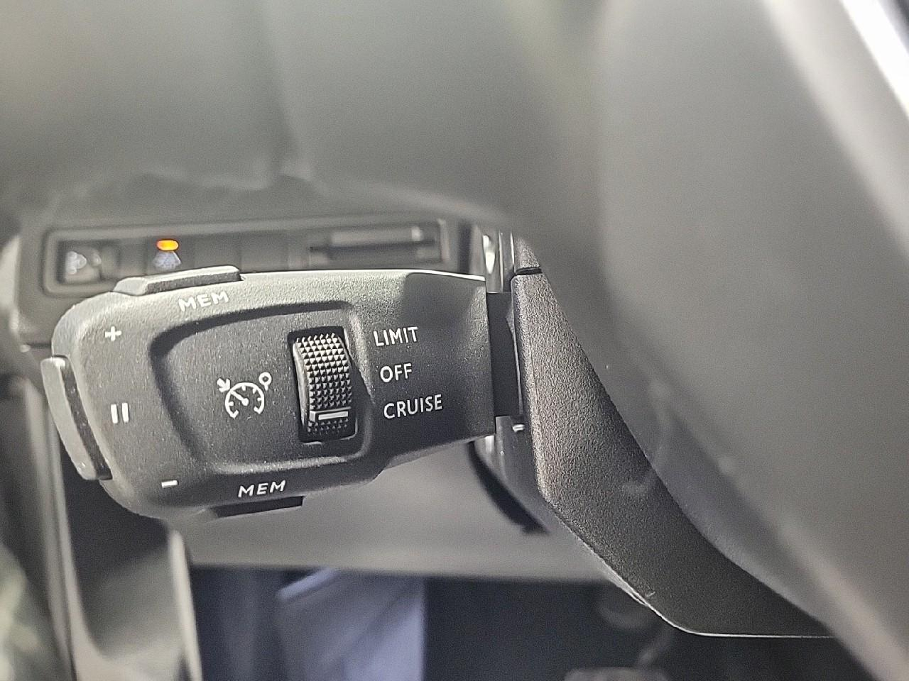 Peugeot 5008 bluehdi 130ch s&s eat8 allure pack — photo 22