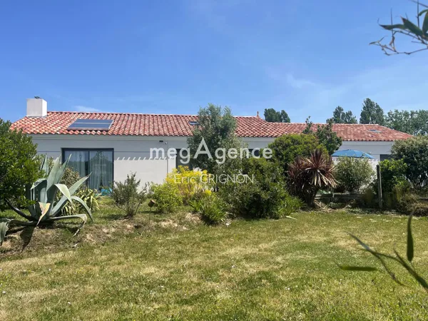 Maison 5 Pièces 162 m² / 4 chambres à l'Île-d'Olonne