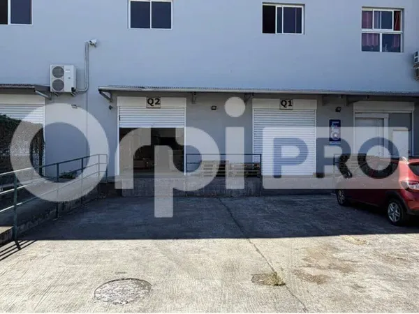 Fonds de commerce 781 m²