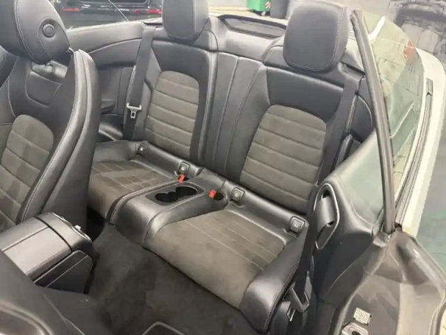 Mercedes Classe C 300 d amg line — photo 33