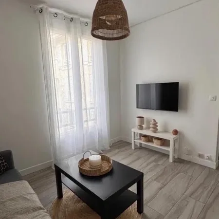 Studio 1 pièce 19 m²