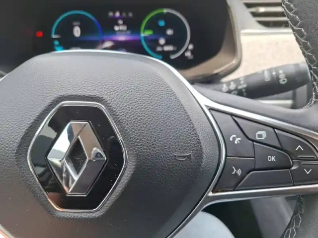 Renault Zoé zoe r110 - my22 — photo 46