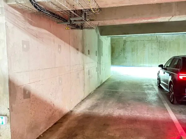 Place de parking sécurisée à louer - Castelnau-le-Lez / Centurion - 80 /mois