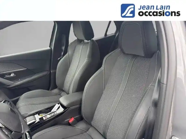 Peugeot 2008 hybrid 145 e-dcs6 — photo 20