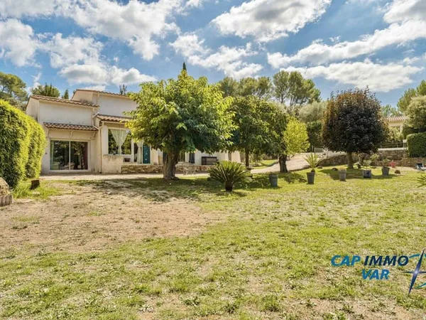 Villa 6 pièces 160 m²