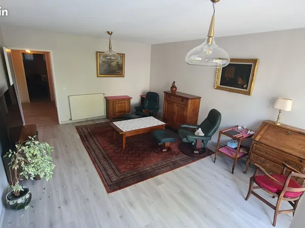 4 pièces · 88 m²4 pièces, 88 m² · Oloron-Sainte-Marie 64400 · Quartier Jardin Public