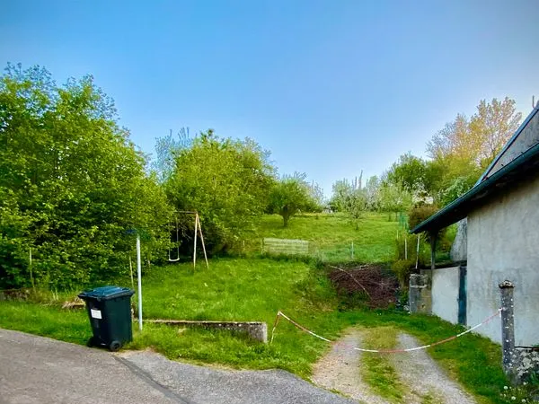 Terrain constructible et verger
