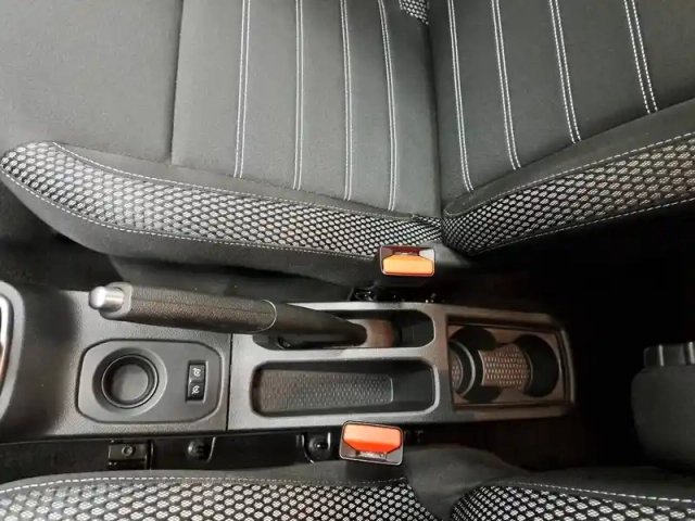 Dacia Duster blue dci 115 4x2 — photo 79