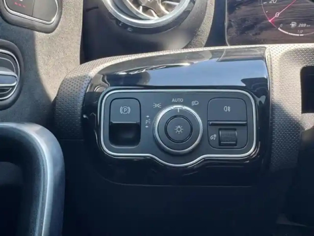 Mercedes Classe A 200 d amg line — photo 16