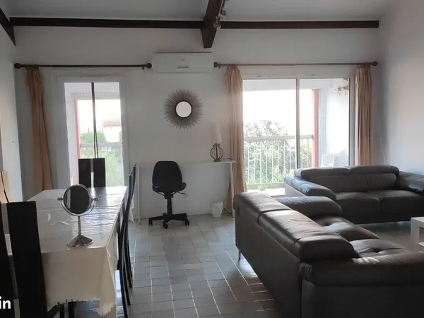 T3 meublé 66 m² Marseille 8e Sainte-Anne - balcon, parking - propriétaire direct