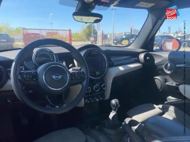 Mini Mini 5 portes cooper d 116ch heddon street — photo 15