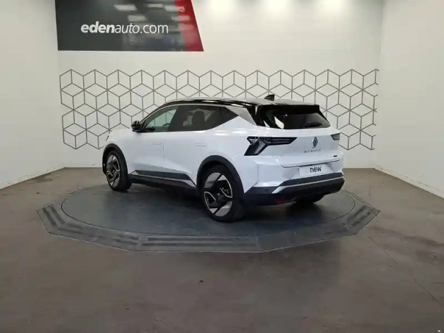 Renault Scenic e-tech electrique 220 ch grande autonomie — photo 3