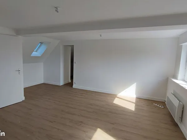 Appartement neuf - t2 40m2- a 50m de la gare de montreuil sur ille