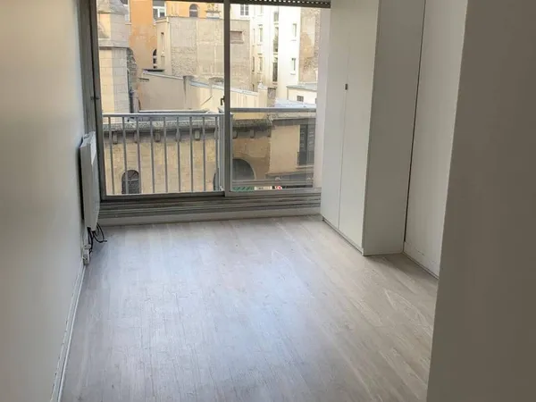 Appartement 1 pièce 19 m²