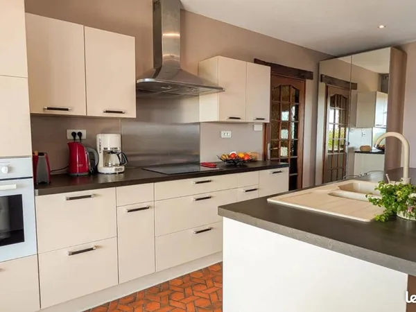 Maison 6 pièces 133 m²