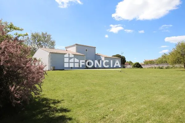 Maison 6 pièces 185 m²