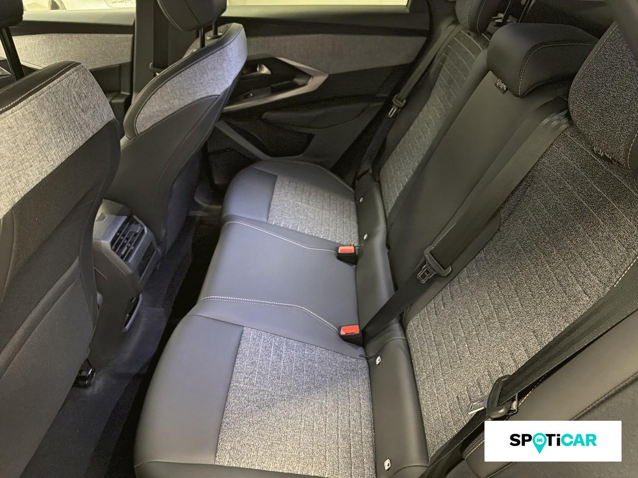 Peugeot 3008 electrique 210 ch 73 kwh allure — photo 18