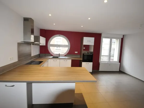 Grand Appartement type 4 avec garage dans résidence sécurisé