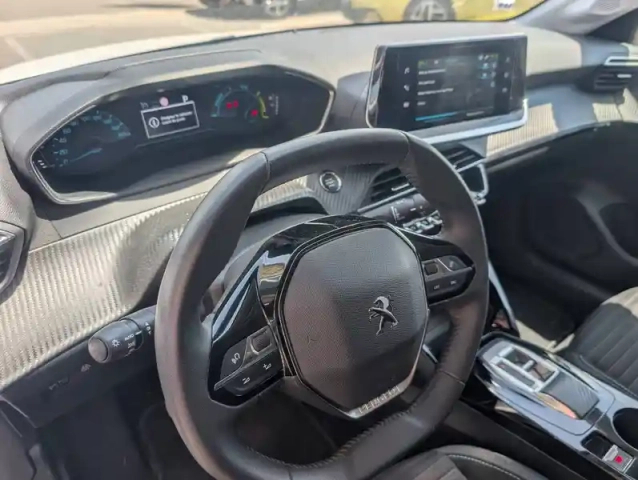 Peugeot 208 electrique 50 kwh 136ch — photo 2