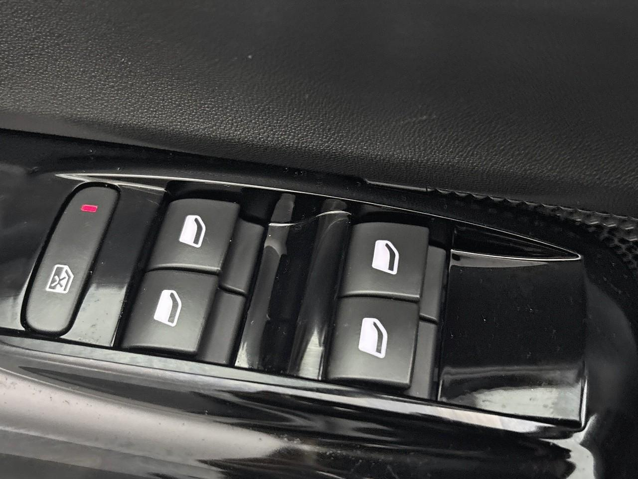 Citroën C3 puretech 110 s&s eat6 shine — photo 26