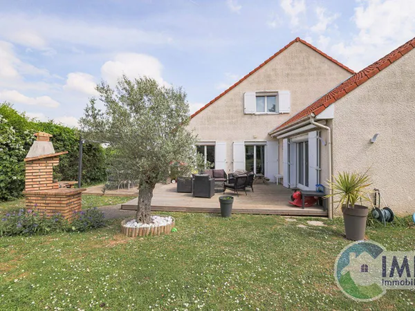 Maison 6 pièces 140 m²