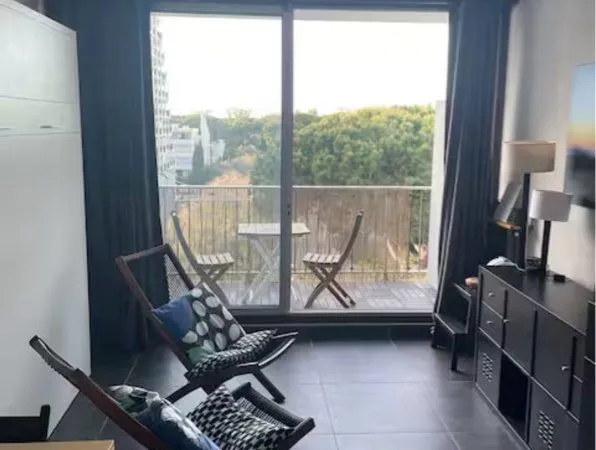 Studio meublé