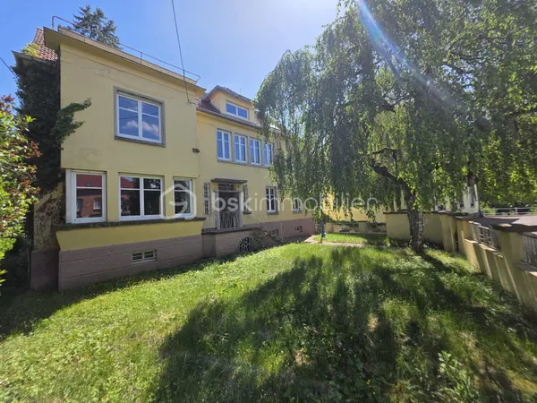 Maison 12 pièces 352 m²