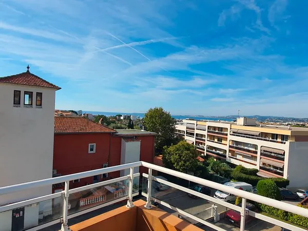 Appartement 67 m2 Les Jaquons St Laurent du Var
