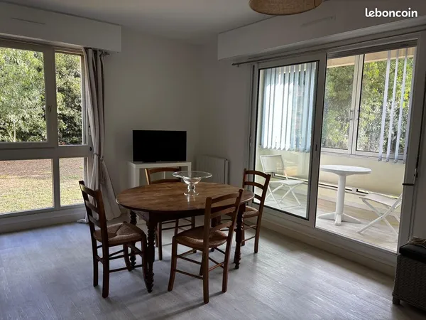 T2 meublé 50m² - Quartier Saint Maurice - Ligne Illico 1