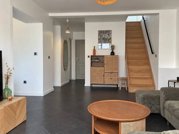 MAISON 90 M2 VILLENAVE D'ORNON