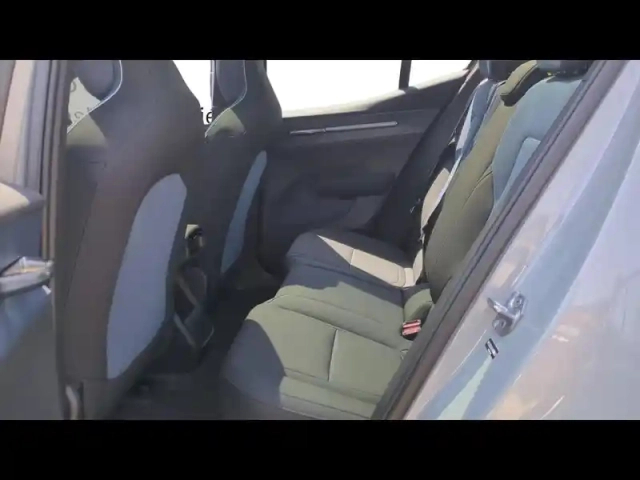 Volvo Ex30 p5 long range 272ch 69kwh ultra — photo 11