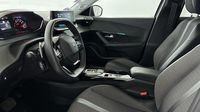 Peugeot 2008 1.2 PureTech 130ch S&S Allure EAT8 — photo 12