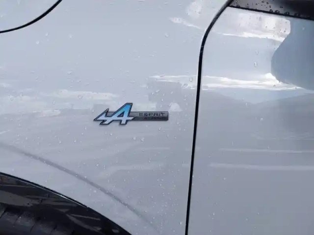 Renault Megane e-tech 220 ch autonomie confort — photo 8