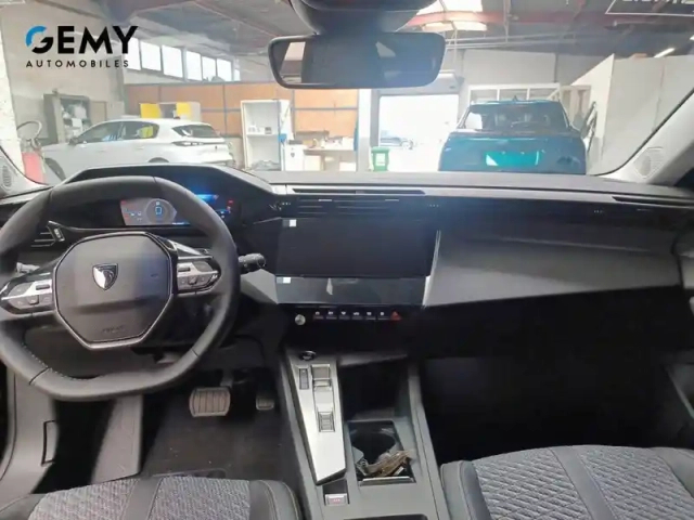 Peugeot 308 sw hybrid 145 e-dcs6 — photo 8