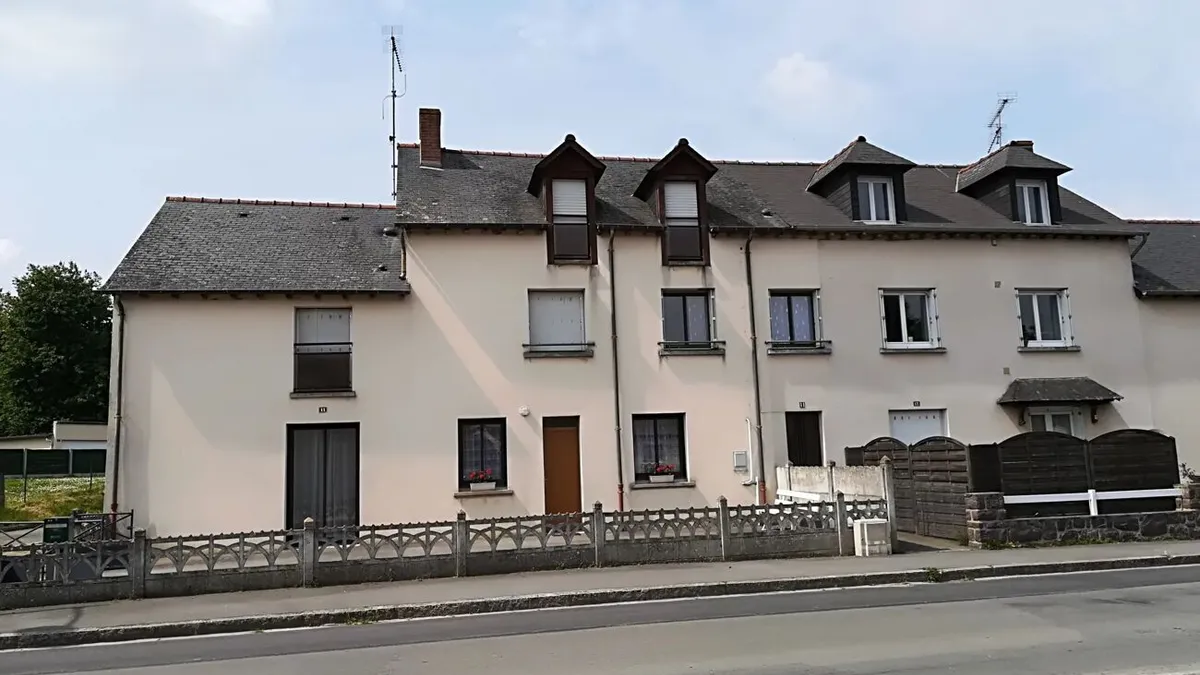 Photo 1