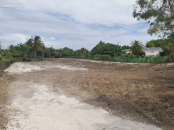 Terrain 849 m² SAINTE-ANNE