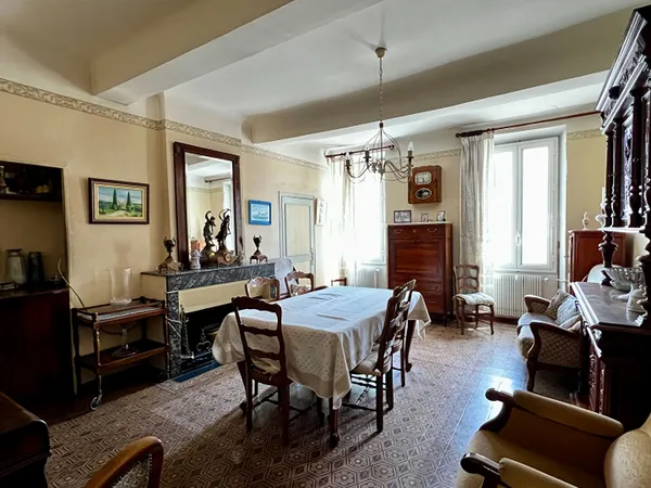 Maison 7 pièces 192 m²