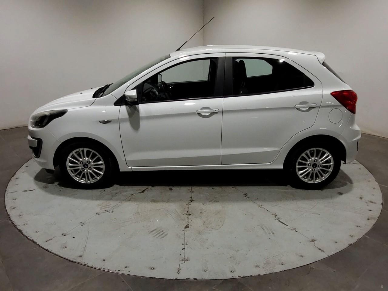 Ford Ka + 1.2 85 ch s&s ultimate — photo 2