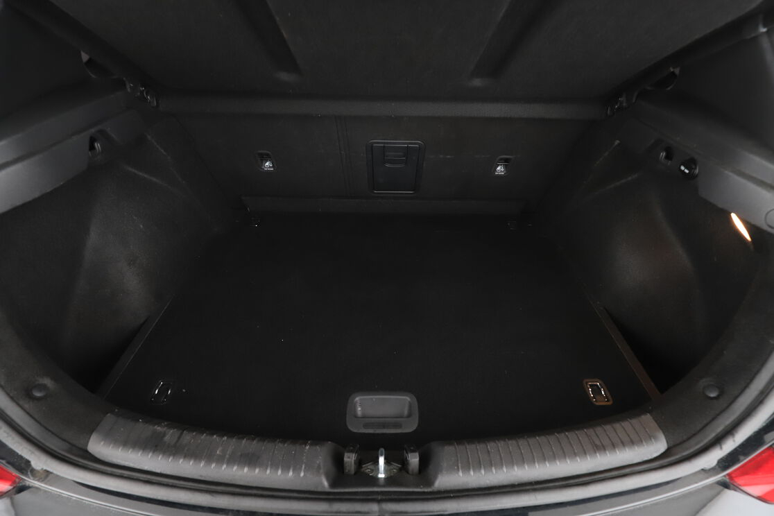 Hyundai i30 1.0 T-GDi Edition 1 — photo 16