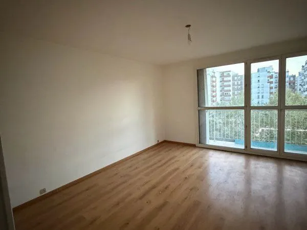 Appartement ASNIÈRES-SUR-SEINE 3 pièces - 64 m² - balcon - parking - cave