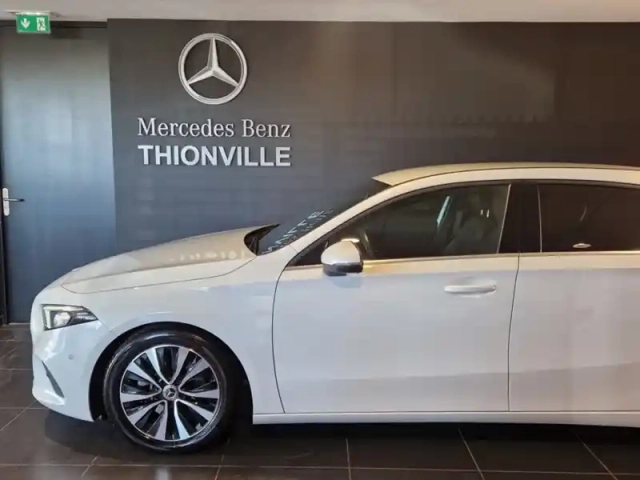 Mercedes Classe A 180 d style line — photo 32